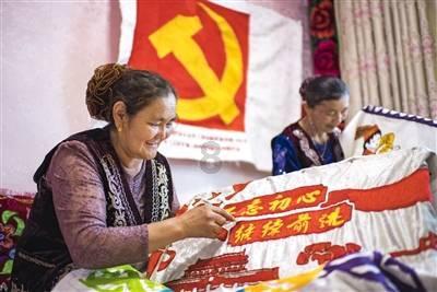 歌词中有 答铃答铃答铃 honey honey honey 还重复了好几次 谢谢告诉我歌名 很小清新的一首歌-机智问答网页,智慧解答生活疑惑
